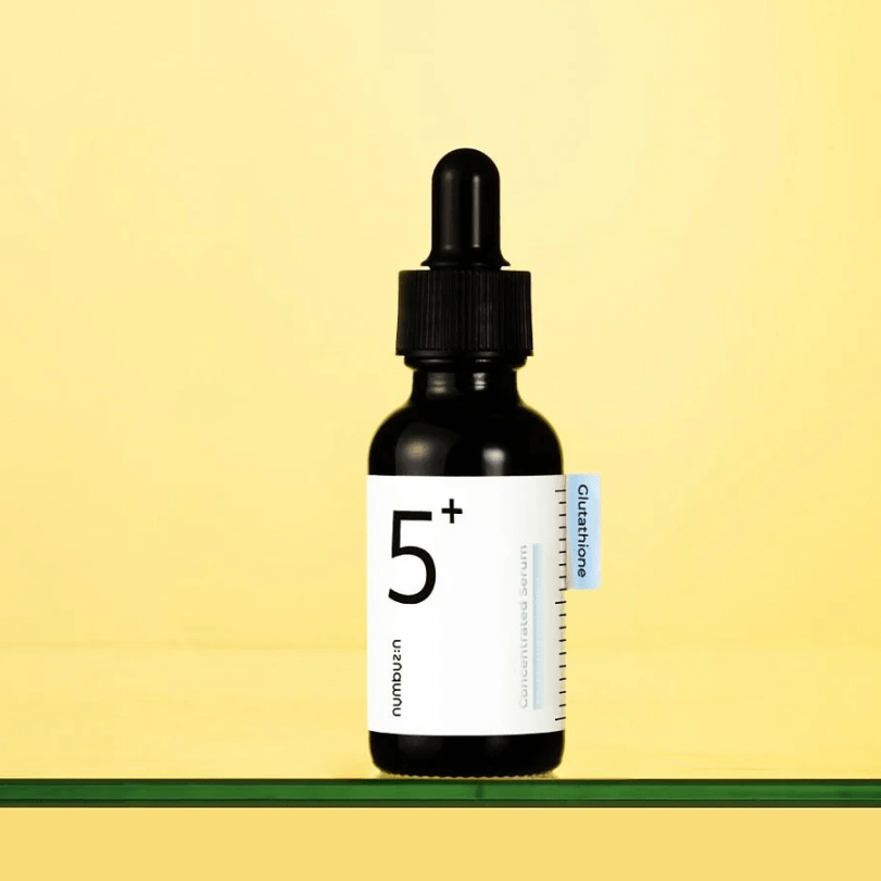 Вітамінна сироватка для сяйва і рівного тону Numbuzin No.5+ Glutathione Vitamin Concentrated Serum