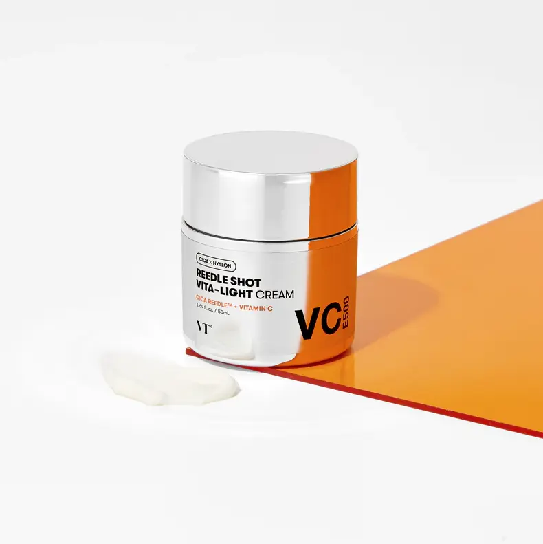 Крем для рівного тону зі спікулами та вітаміном С VT Reedle Shot Vita-Light Cream 50 мл