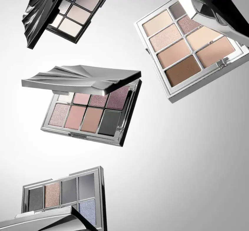 Палітра тіней RISKY Pigment Eyeshadow Palette